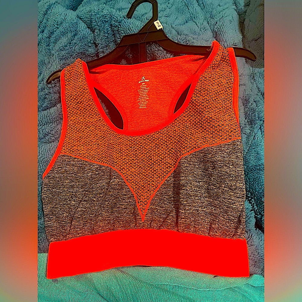 Crop top activewear S/M activ pro NWOT workout sports tank top unisex